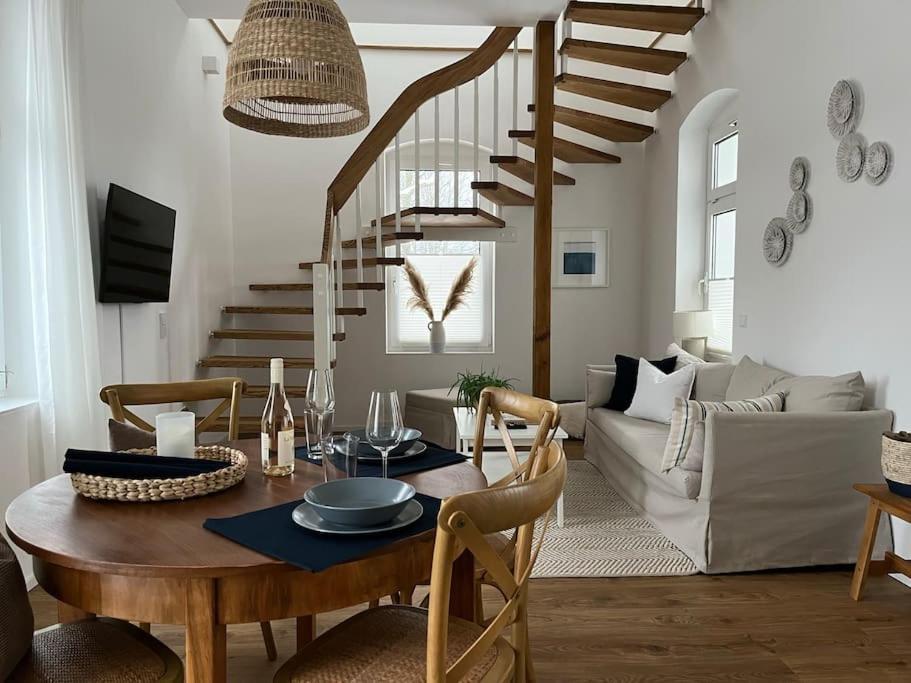 Wohlfuehl-Apartment Am Paradiesberg 라데보일 외부 사진